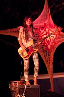 Paz Lenchantin feet photo 16