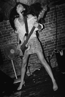 Paz Lenchantin feet photo 3