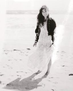 Paz Lenchantin feet photo 6