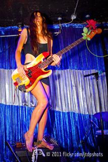 Paz Lenchantin feet photo 15
