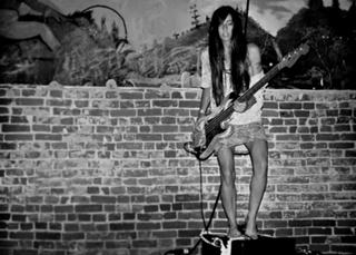 Paz Lenchantin feet photo 4