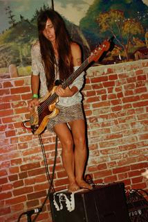 Paz Lenchantin feet photo 3