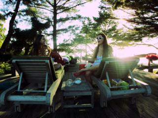 Paz Lenchantin feet photo 1