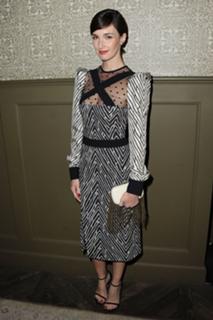 Paz Vega feet photo thumbnail
