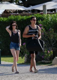 Paz Vega feet photo thumbnail