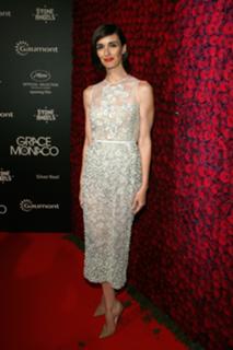 Paz Vega feet photo thumbnail