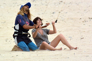 Paz Vega feet photo thumbnail