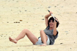 Paz Vega feet photo thumbnail