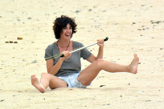 Paz Vega feet photo thumbnail