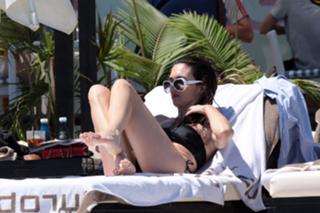 Paz Vega feet photo thumbnail