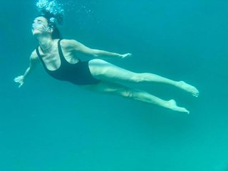 Paz Vega feet photo thumbnail