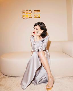 Paz Vega feet photo thumbnail