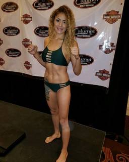 Pearl Gonzalez feet photo 4