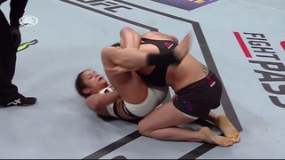 Pearl Gonzalez feet photo 4