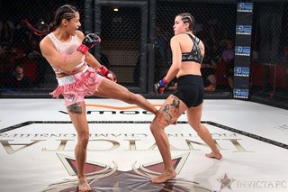 Pearl Gonzalez feet photo 9