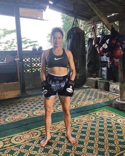 Pearl Gonzalez feet photo 10
