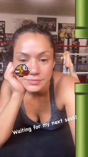 Pearl Gonzalez feet photo 9