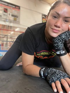 Pearl Gonzalez feet photo 8