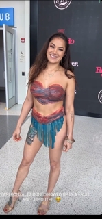 Pearl Gonzalez feet photo 6