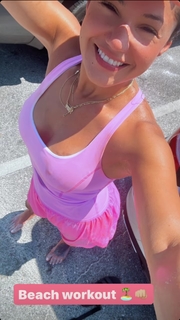 Pearl Gonzalez feet photo 2