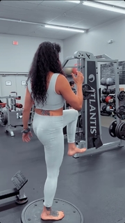 Pearl Gonzalez feet photo 8