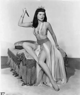 Peggie Castle feet photo 5