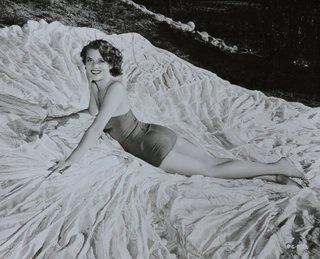 Peggie Castle feet photo 10