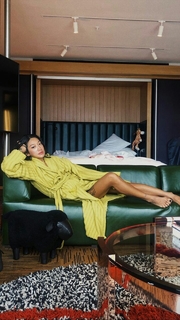 Peggy Gou feet photo thumbnail