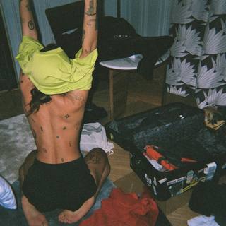 Peggy Gou feet photo thumbnail