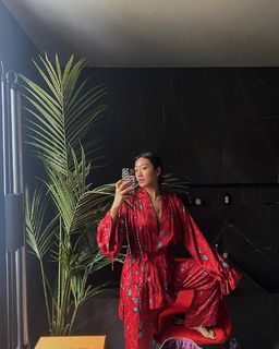 Peggy Gou feet photo thumbnail