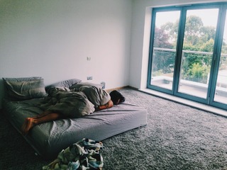 Peggy Gou feet photo thumbnail