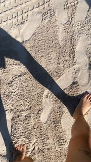 Peggy Gou feet photo thumbnail