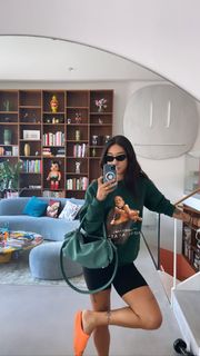 Peggy Gou feet photo thumbnail