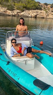 Peggy Gou feet photo thumbnail