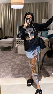 Peggy Gou feet photo thumbnail