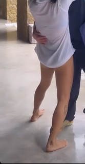 Peggy Gou feet photo thumbnail