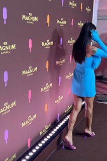 Peggy Gou feet photo thumbnail