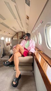 Peggy Gou feet photo thumbnail