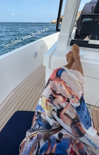 Peggy Gou feet photo thumbnail