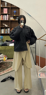 Peggy Gou feet photo thumbnail