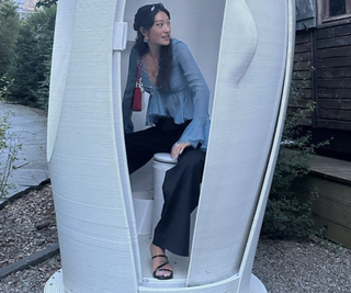 Peggy Gou feet photo thumbnail