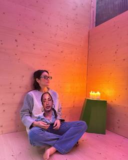 Peggy Gou feet photo thumbnail