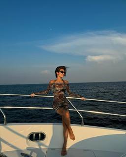 Peggy Gou feet photo thumbnail