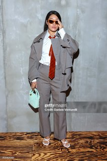 Peggy Gou feet photo thumbnail