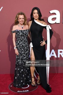 Peggy Gou feet photo thumbnail