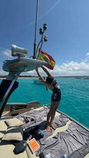 Peggy Gou feet photo thumbnail