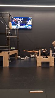 Peggy Gou feet photo thumbnail