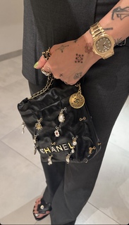 Peggy Gou feet photo thumbnail