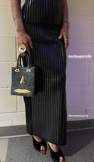 Peggy Gou feet photo thumbnail