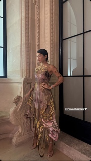 Peggy Gou feet photo thumbnail